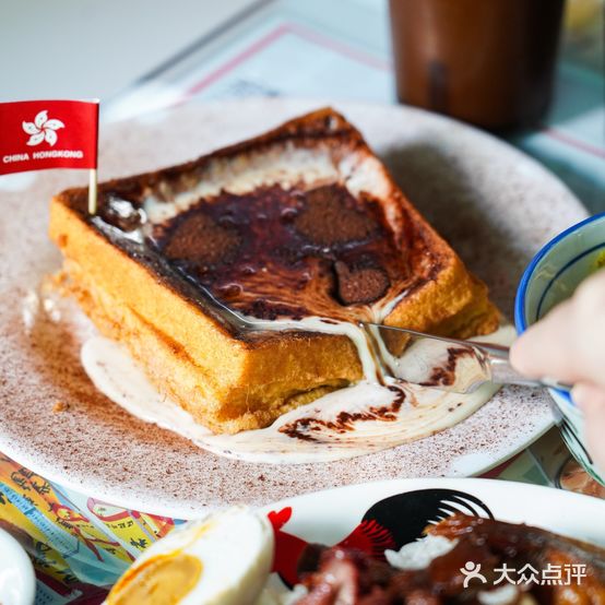 桦星冰室·茶餐厅(寶龍酒店公寓店)