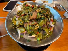 -莲餐厅·湖北菜·潜江小龙虾店(愚园路店)