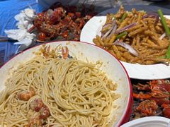 -老街烧烤大排档·地道湖北菜·龙虾馆(汉口火车站店)