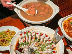 -老宅藕香·湖北菜·非遗藕汤·武昌鱼(黄鹤楼景观店)