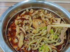 -鹍记特色牛杂面