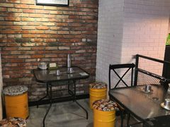 等位区-富乐满韩国正宗炸鸡韩国料理(虹泉路店)