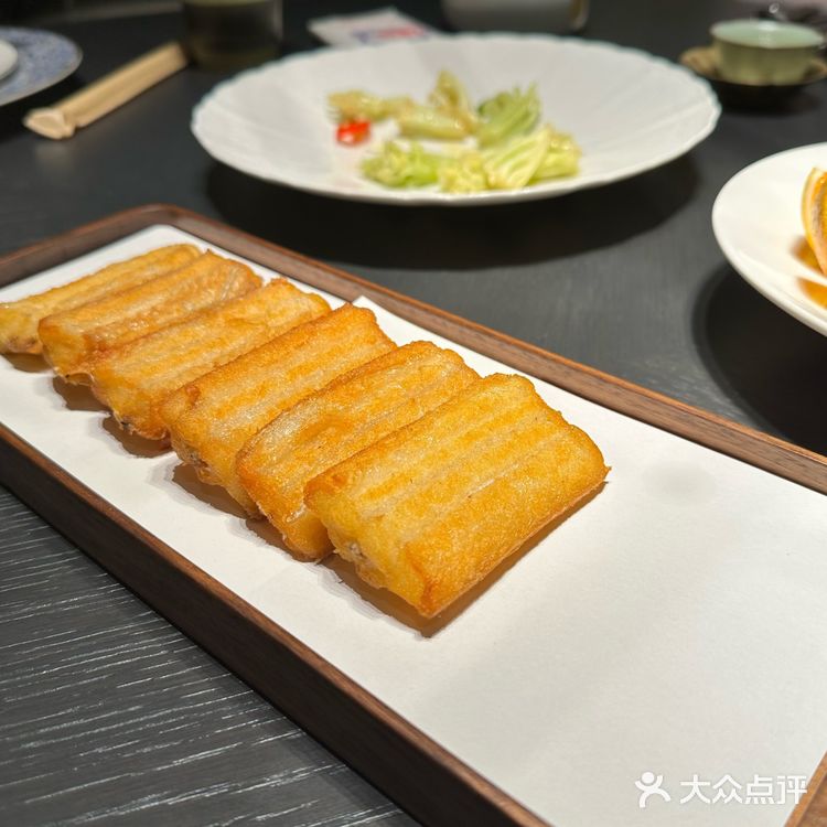 晶采轩[强]黑珍珠一钻