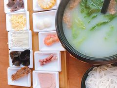 -老妈米线(港龙店)