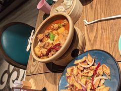 -耶里夏丽·新疆菜·家庭聚场(百联中环购物广场店)