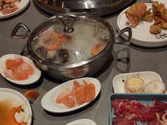 -黑金·寻焰自助百汇·烤肉·火锅(中街店)