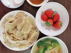 -爱的果实月嫂育婴师(世纪东方店)