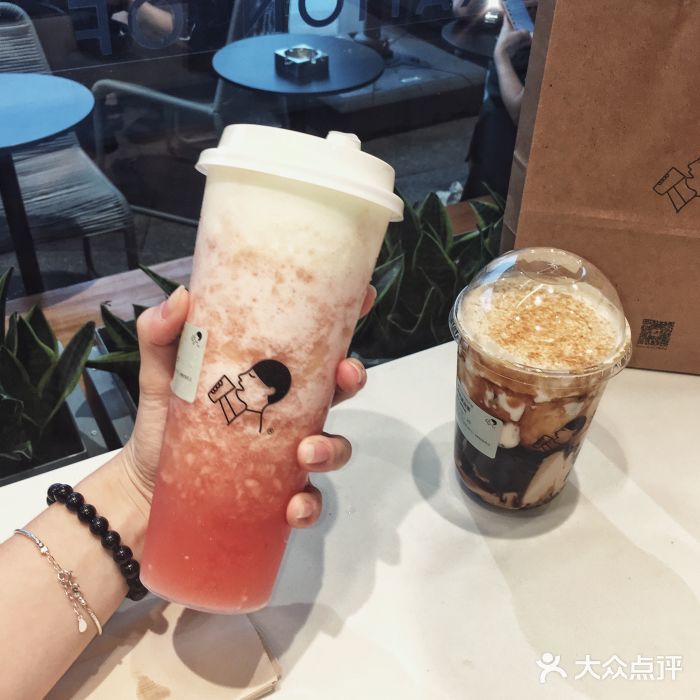 喜茶(龙城万科里店)芝芝桃桃图片