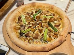 黑松露牛肝菌手工薄底披萨-茹·pure vegan(博华广场店)