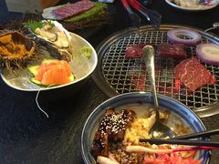 三文鱼刺身-虎焱炭火烧肉