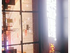 门面-张亮麻辣烫(上海阳城路店)