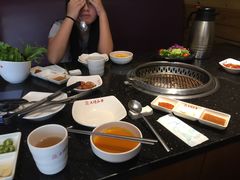 -木槿花韩式炭烤·熟成肉工坊(孙文东路店)