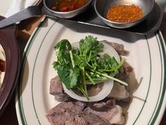 -纳鲁孜·新疆特色餐厅(上海悦荟广场店)