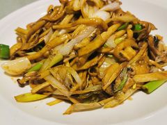 葱爆三菌-包子大王(新泽巷店)