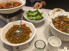 -三湘四水正宗湘菜(君峰路店)