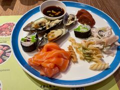 -咖啡苑自助餐厅·中国大饭店