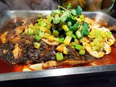 -辣尚瘾·烤鱼·新川菜(交大直营店)