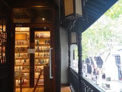 -猫的天空之城概念书店(杭州南宋御街店)