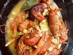 -虾弄弄海派小龙虾·牛羊蝎子火锅
