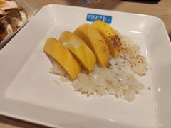 -Pier 21 (Terminal 21 Asok)