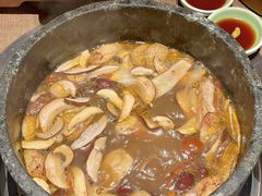 -蘑界·野生菌火锅(深业上城店)