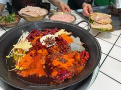 -扎起市井老火锅(乐山总店)