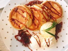 焦糖肉桂苹果舒芙蕾Pancake-娜娜家·Nana's restaurant(国金汇店)