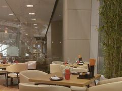 -怡咖啡海鲜自助餐厅(浦东香格里拉店)