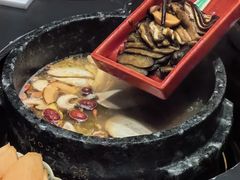 -蘑界·野生菌火锅(深业上城店)