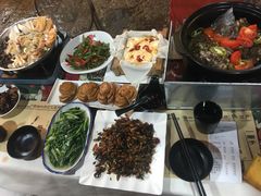 -刘姐啤酒鱼民族演艺餐厅(西街总店)