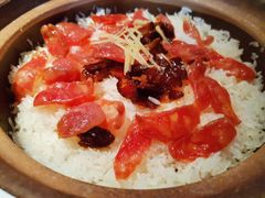 皇上皇腊味煲仔饭-啫响粤煲料理(万好大厦店)