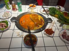 -贤合庄卤味自助火锅(新都汇店)