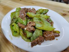 辣椒炒牛肉-顺发饭店