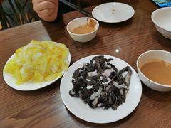 -清真吴记门钉肉饼·喜多利