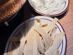 -纳鲁孜·新疆特色餐厅(上海悦荟广场店)