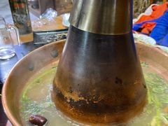 -果松木炭酸菜铜火锅·外婆参鸡汤