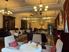 -Salon de Ville浦江汇(上海外滩华尔道夫酒店店)