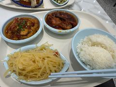 -荣华基·现炒快餐(肇嘉浜路店)