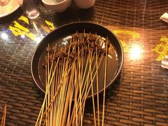 -去吃小龙虾·江湖菜·烧烤(南滨路店)