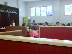 干净  亮堂-鲁班小馆(政四街店)