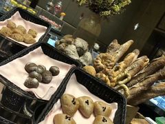 -万达瑞华酒店美食汇自助餐厅(楚河汉街店)