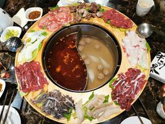 -牛沙暴潮汕牛肉火锅(章江南大道店)