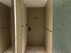 -上海漕河泾万丽酒店