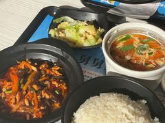 -老娘舅餐厅(黄龙体育中心店)