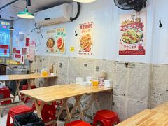 -柳州肥姨妈大骨螺蛳粉(东靖路店)
