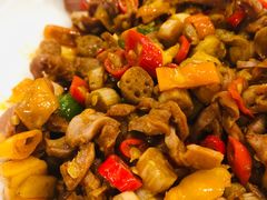 酸豆角爆鸡杂-九头鸟酒家(四道口店)