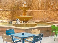 景观位-潮一不贰·法式甜品·生日蛋糕·西式简餐(外滩店)