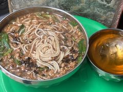 -正宗杨记普洱酸醋米线(总店)