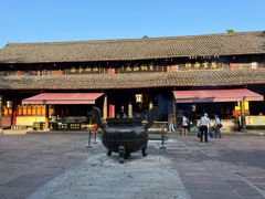 -峨眉山报国寺