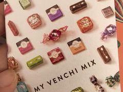 -VENCHI 闻绮(上海佛罗伦萨小镇店)